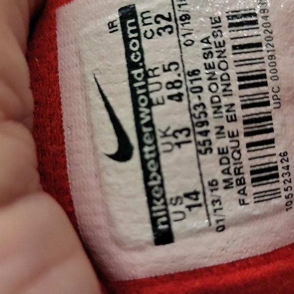 Nike Revolution 2, Black Red White, Running Shoes - Picture 4 of 5